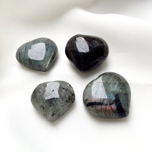 Coeur en Labradorite